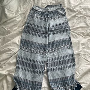 Medium wide leg patterned pants